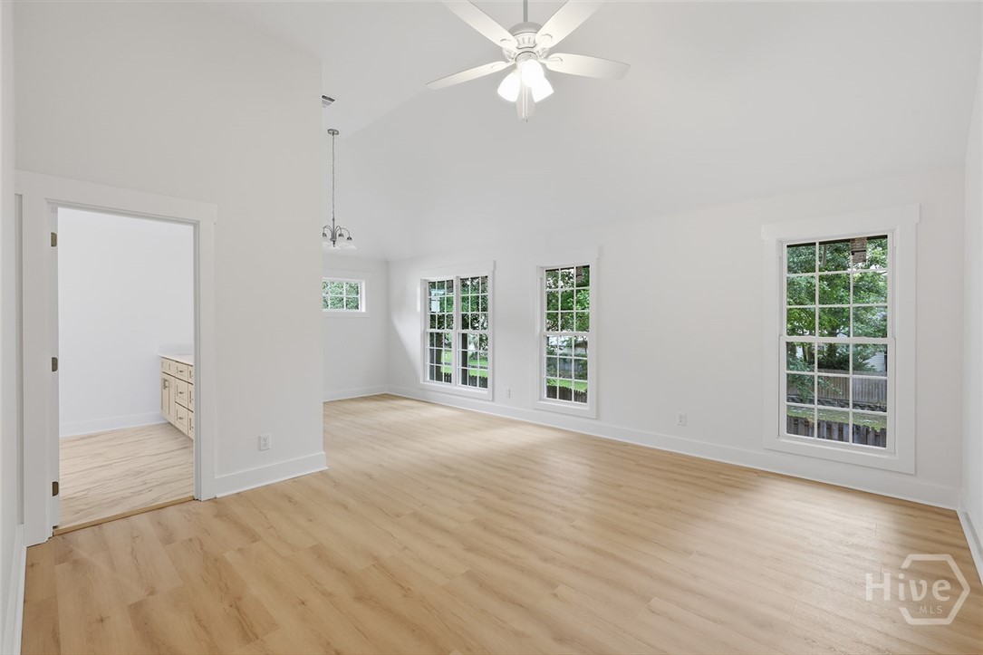 6 Kingfisher Circle