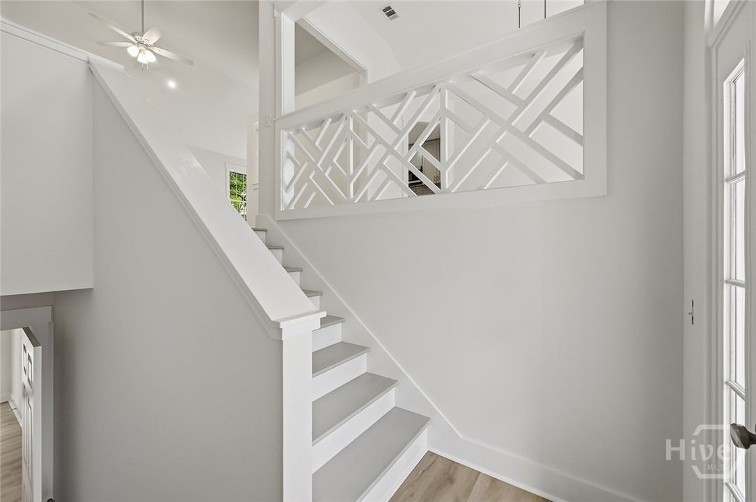 6 Kingfisher Circle