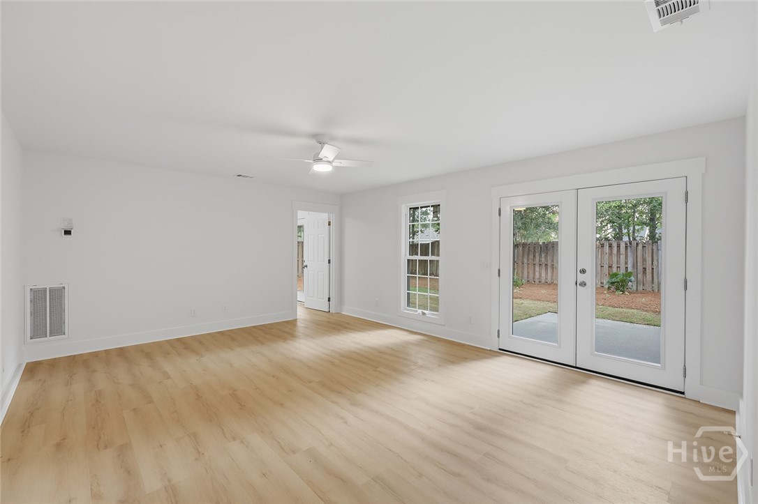 6 Kingfisher Circle