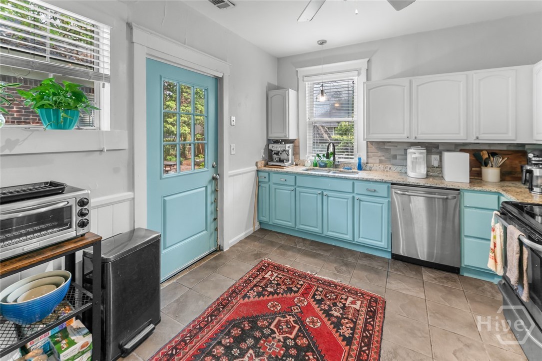 220 E 53rd Street