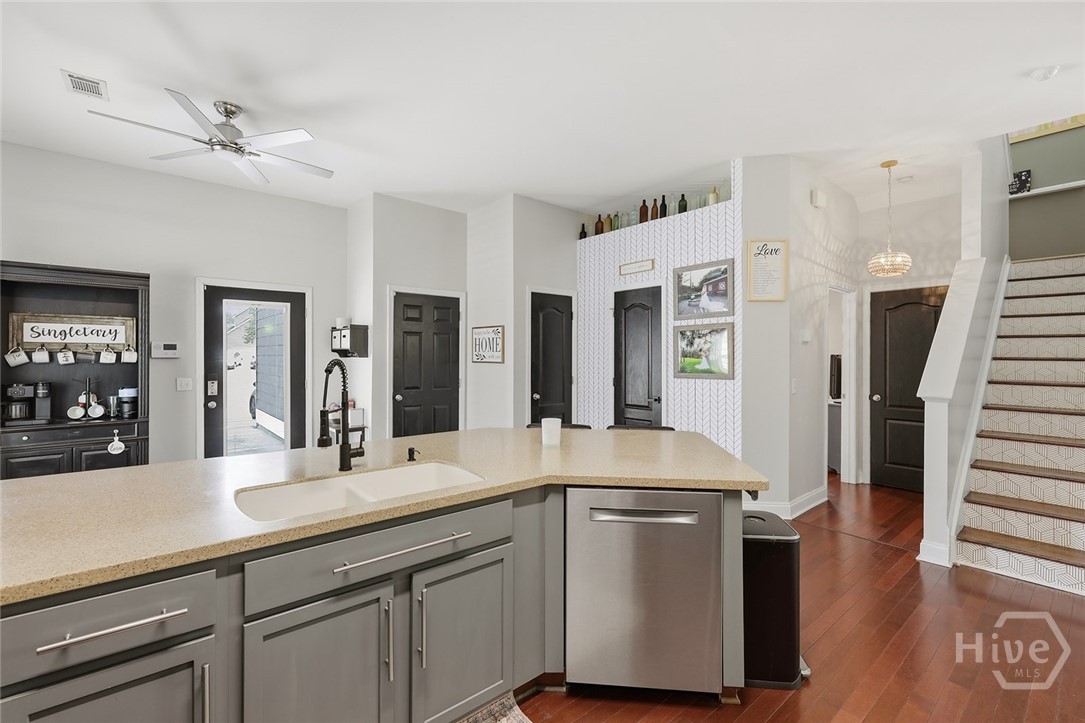 7 Night Heron Way