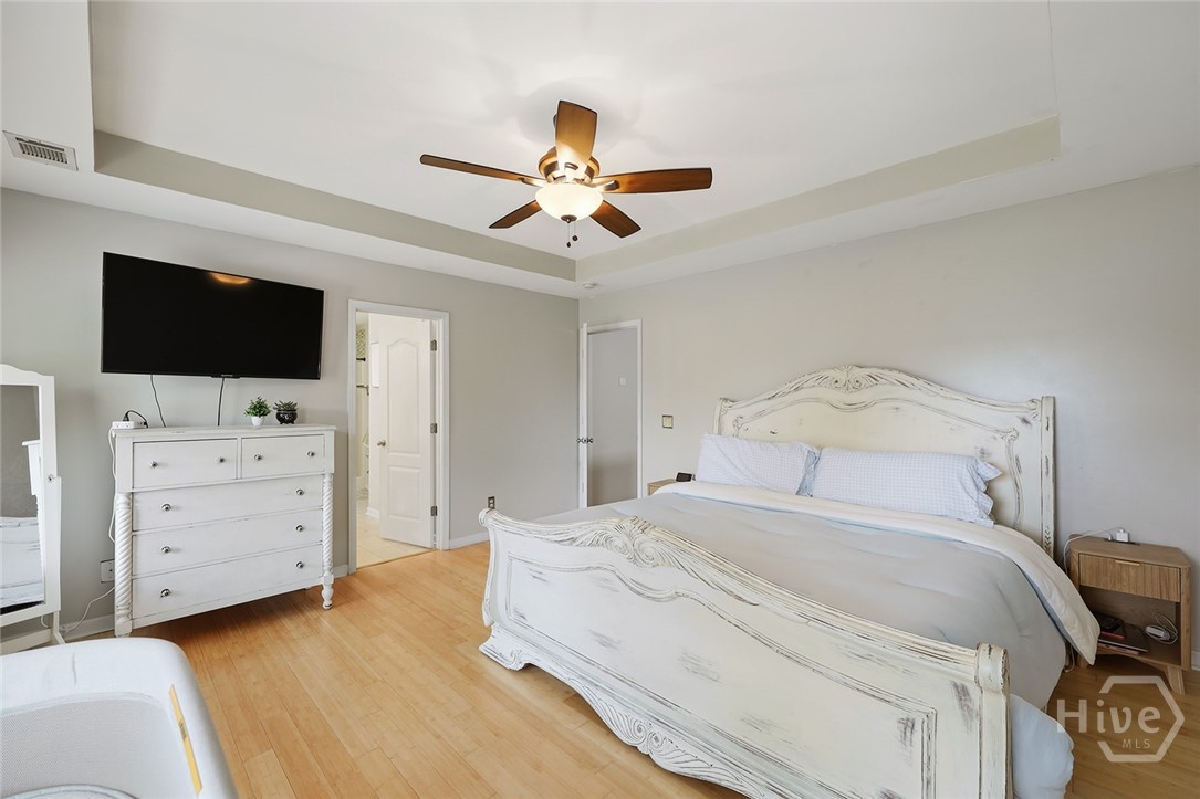 7 Night Heron Way