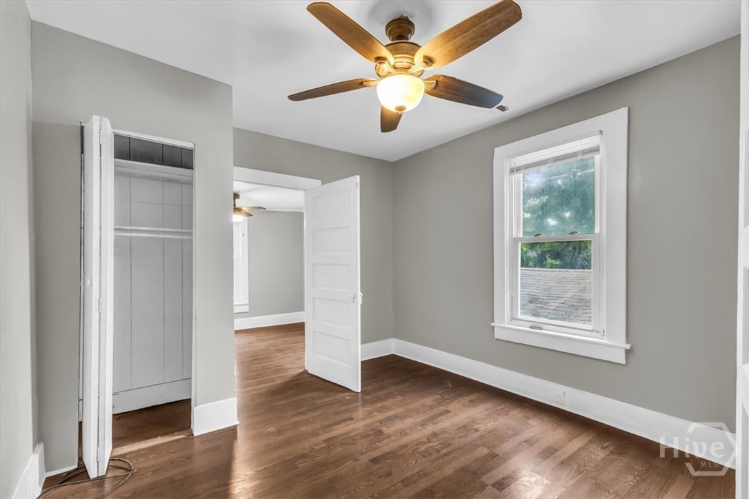 1023 W 37th Street