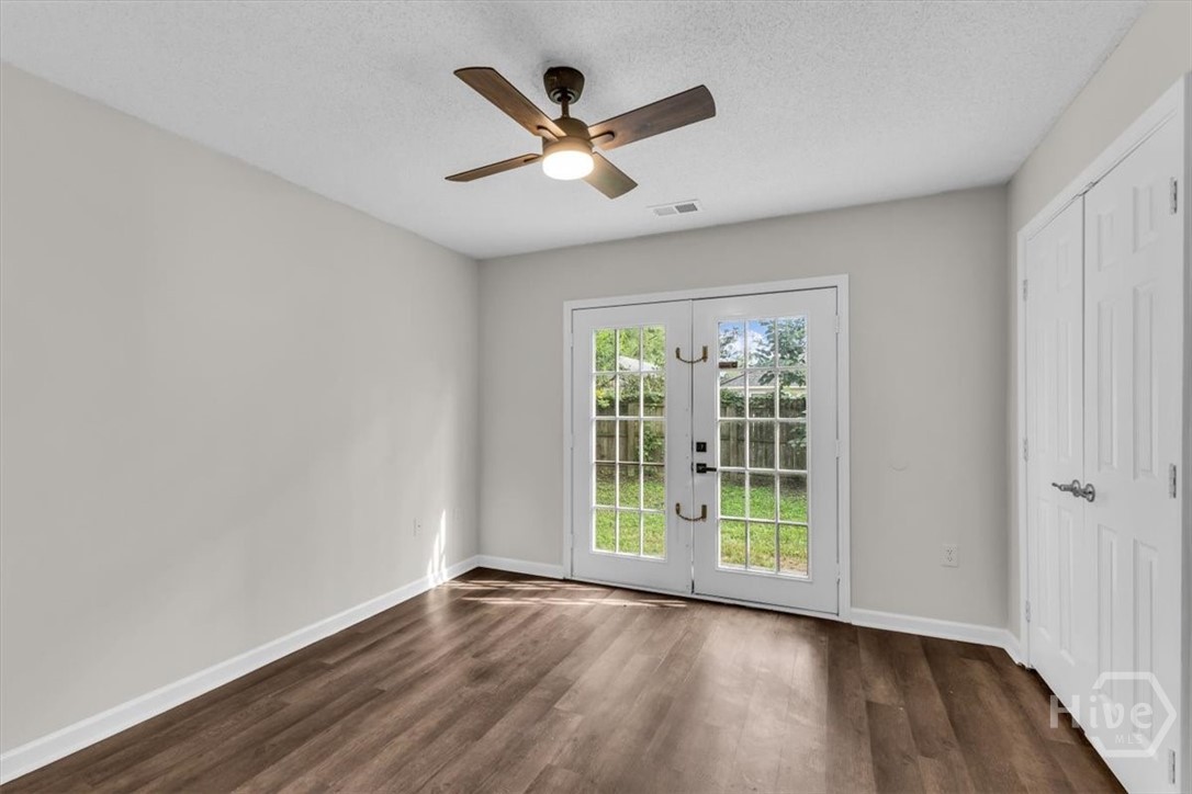 1113 E 59th Street
