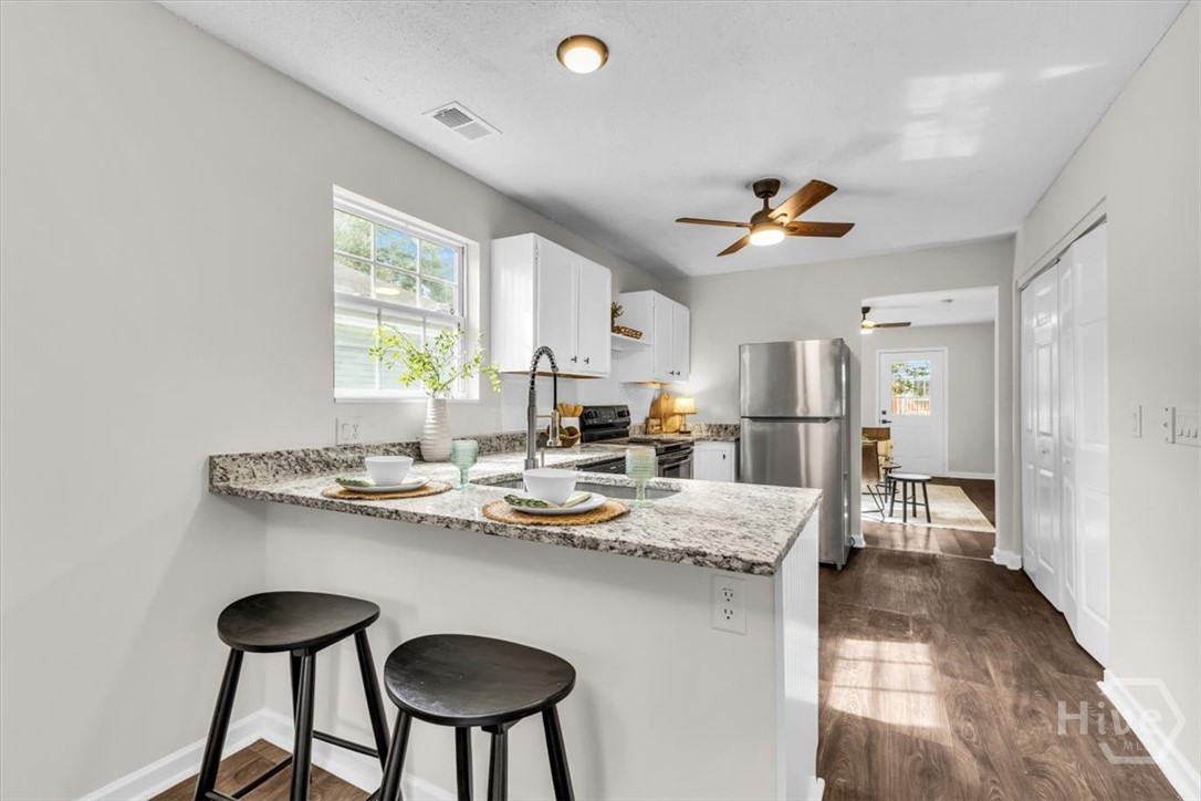 1113 E 59th Street