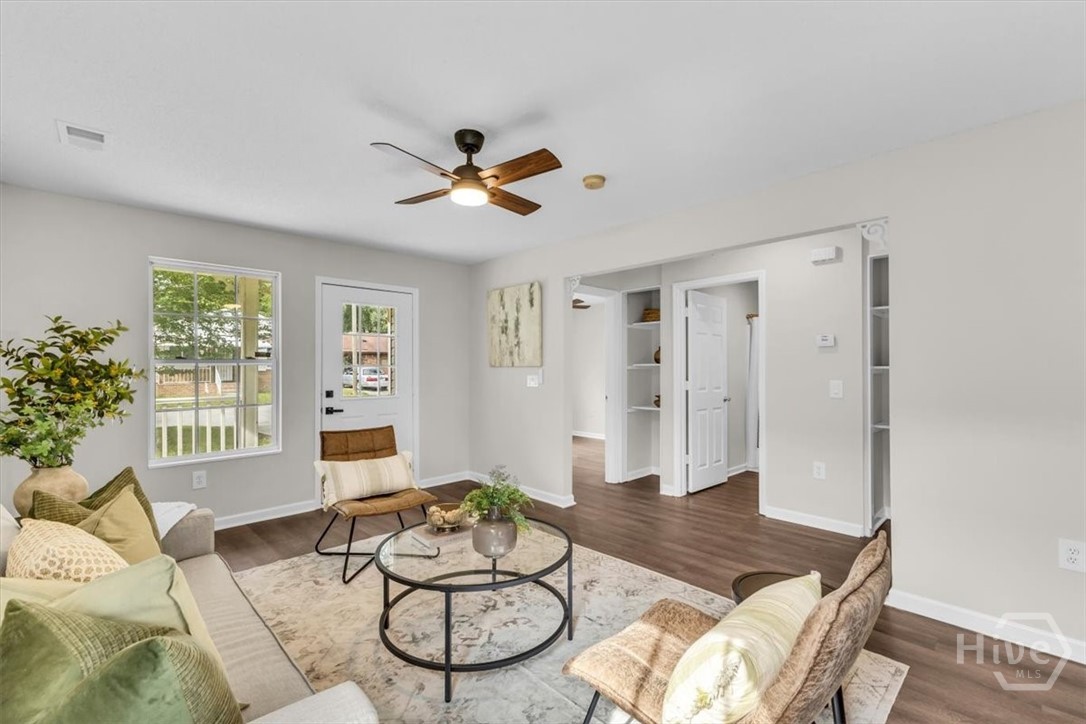 1113 E 59th Street