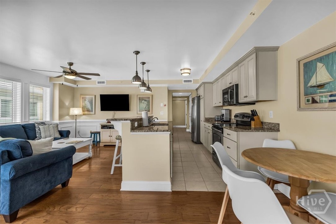 1415 Butler Avenue 11