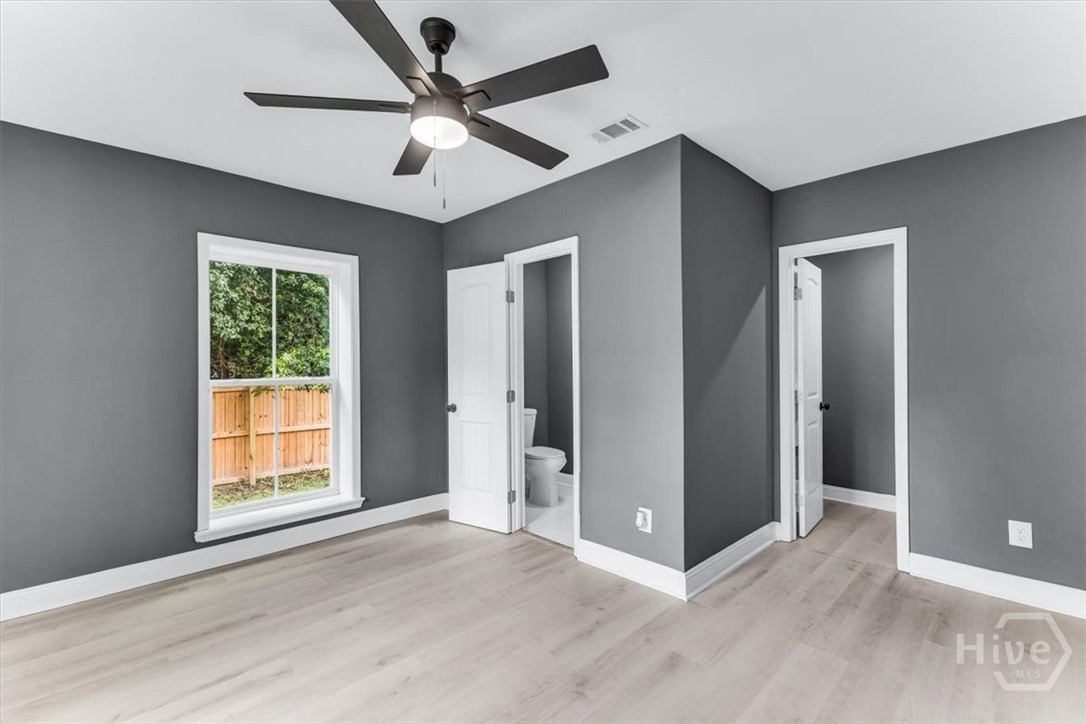 802 W 44th Street