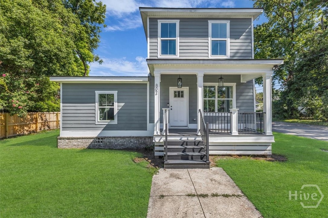 802 W 44th Street
