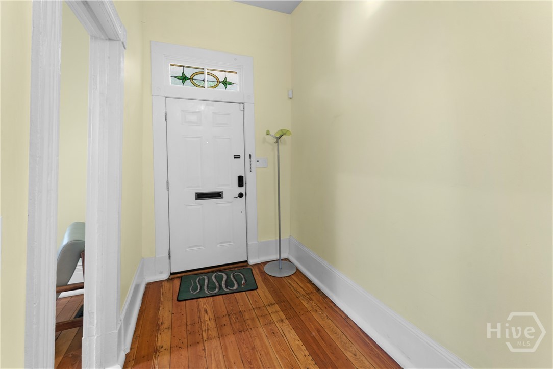 524 E Henry Street