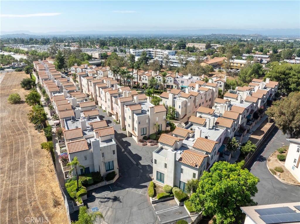 13901 Olive View 68