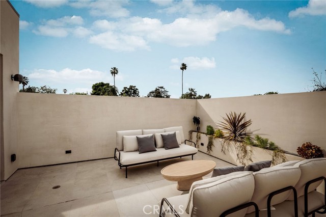 15447 Huston