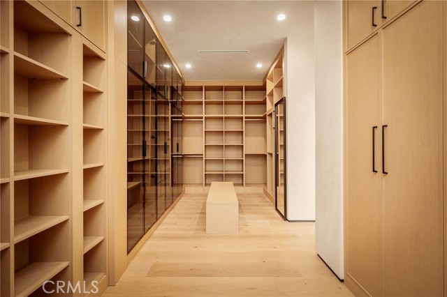 15447 Huston