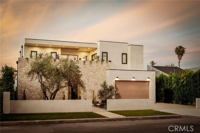15447 Huston