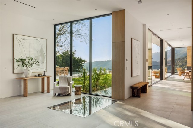 1149 Linda Flora DR