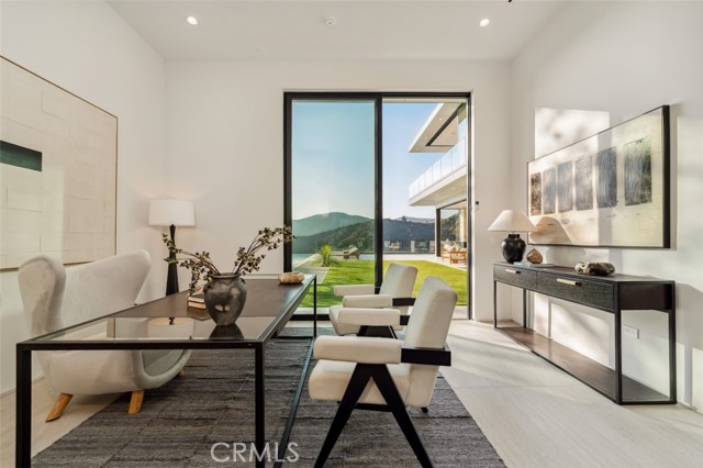 1149 Linda Flora DR