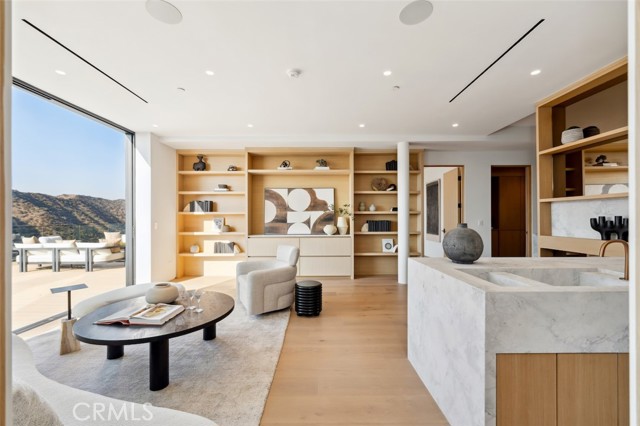 1149 Linda Flora DR