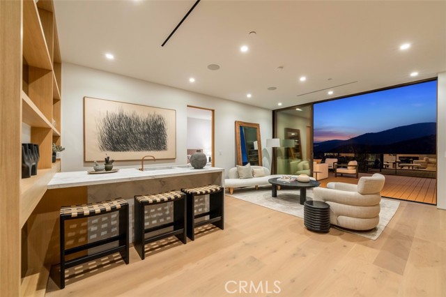 1149 Linda Flora DR