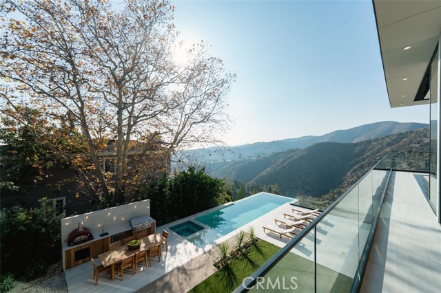 1149 Linda Flora DR