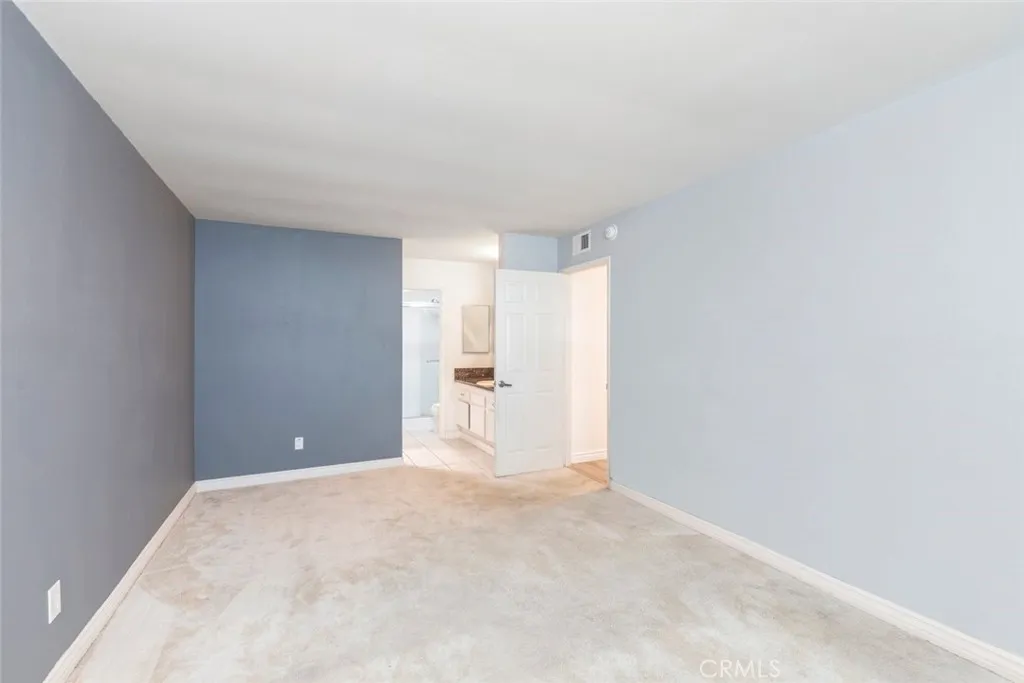 363 N Melrose Drive Unit H