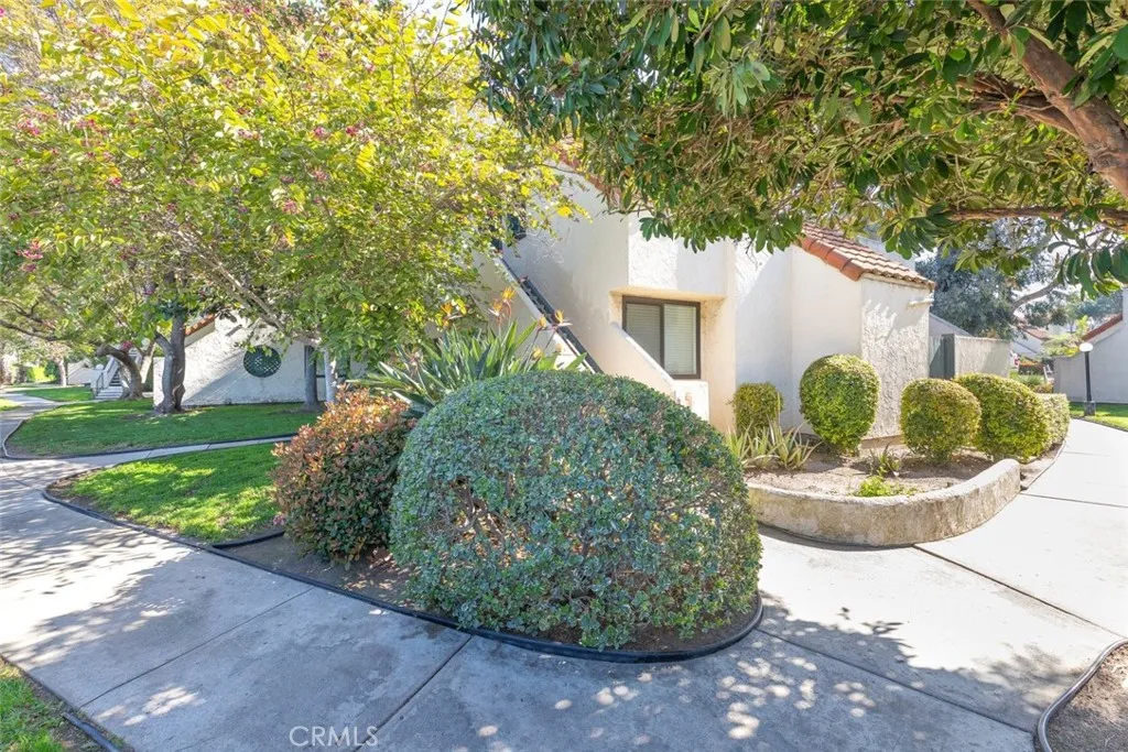 363 N Melrose Drive Unit H