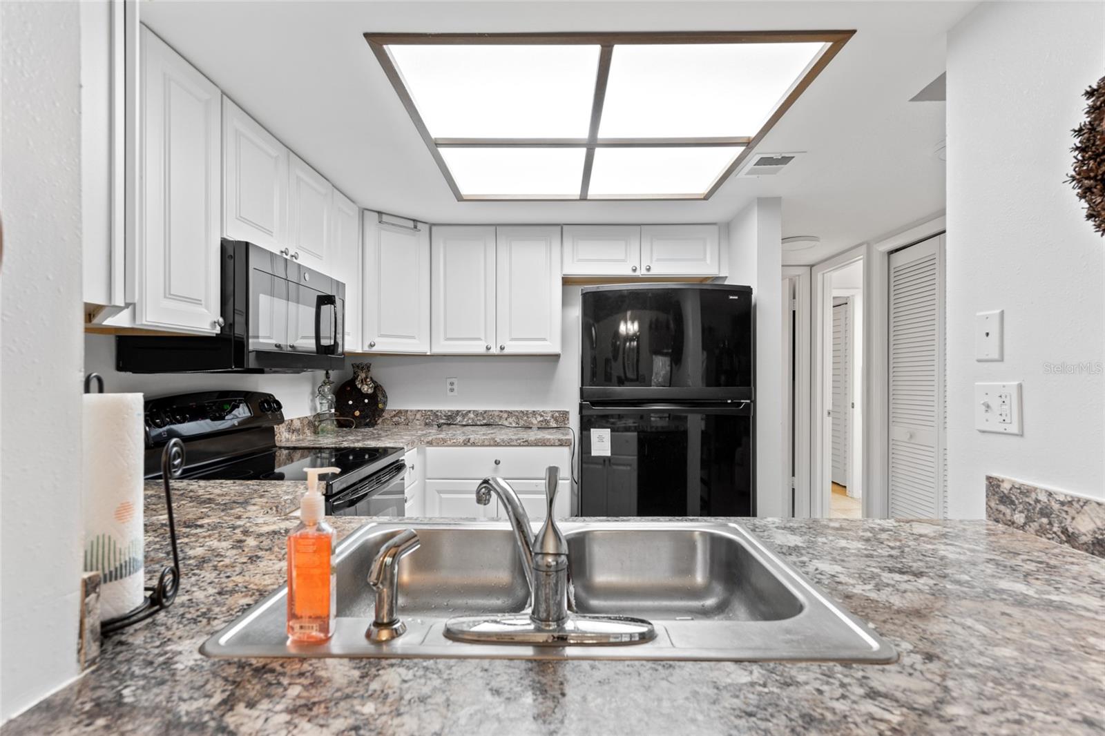 7809 NIAGARA AVE #2105