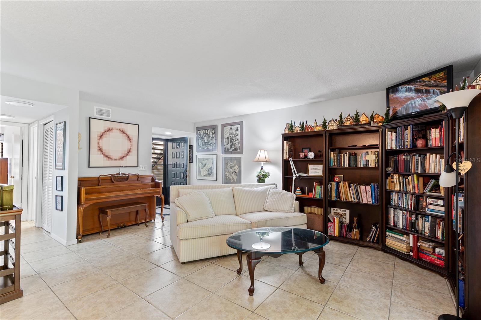 7809 NIAGARA AVE #2105