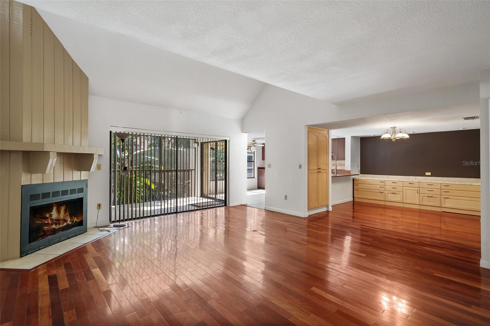 7819 NIAGARA AVE #7819