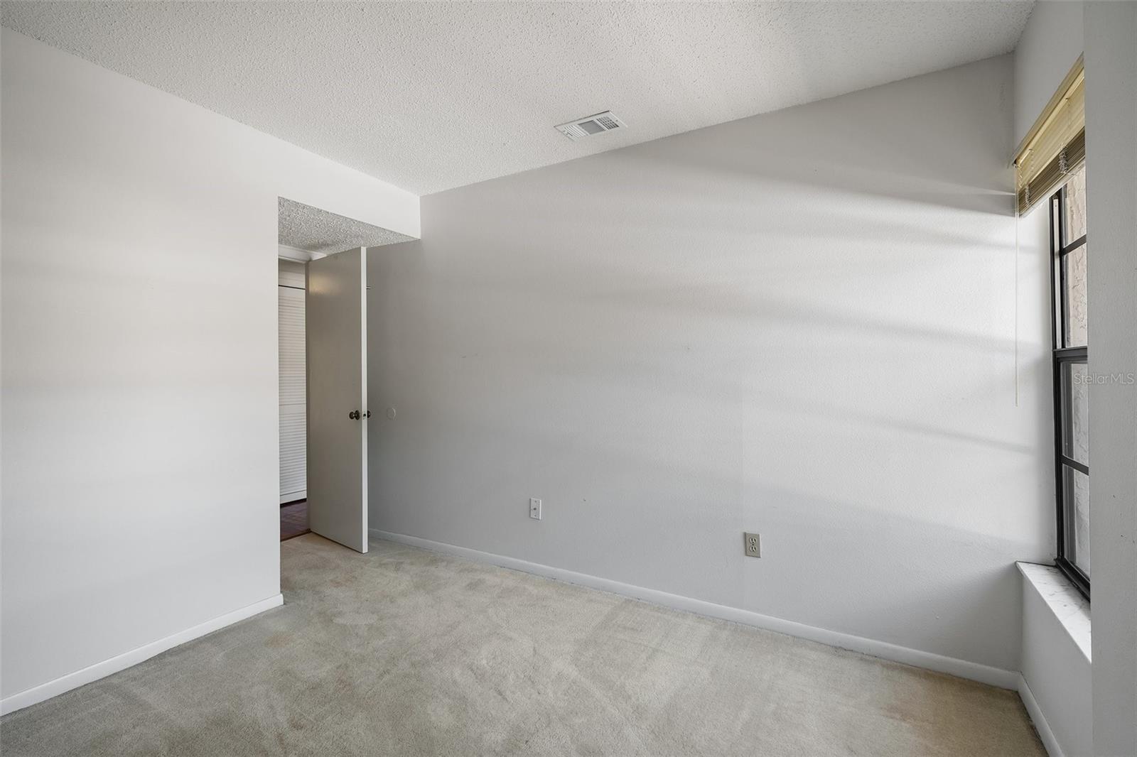 7819 NIAGARA AVE #7819