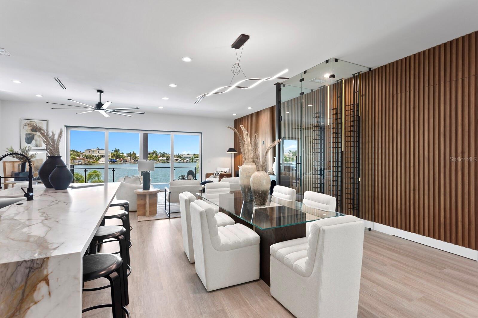 17059 DOLPHIN DR