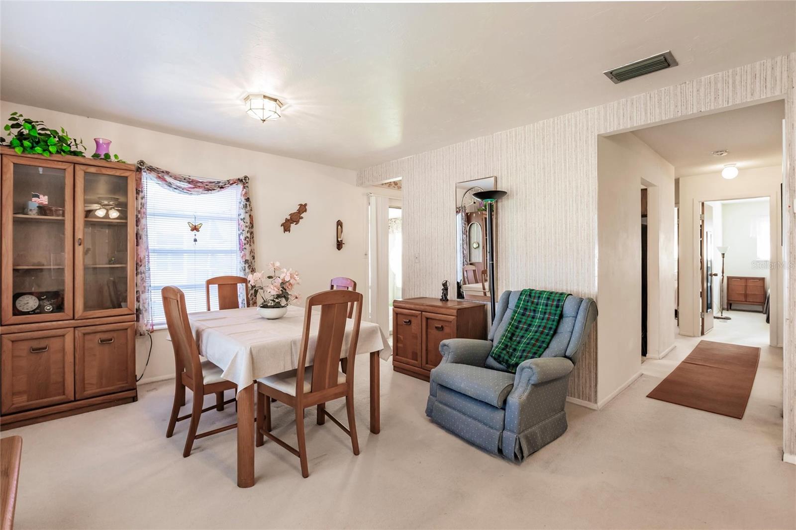 16 TANGERINE CT