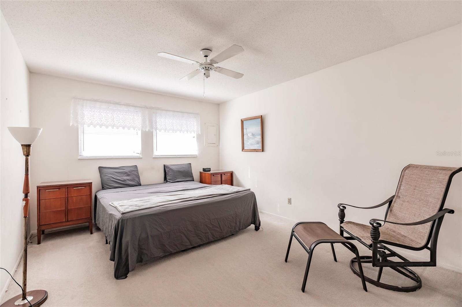 16 TANGERINE CT