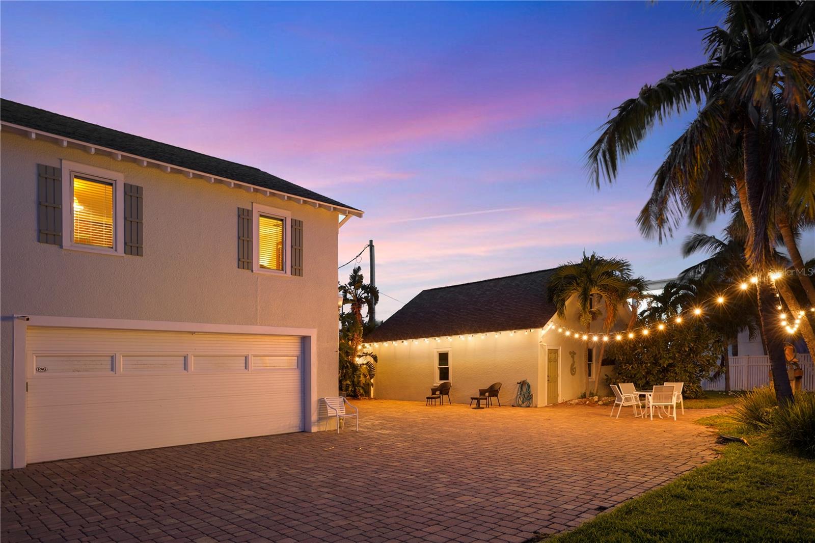 702 PASS A GRILLE WAY