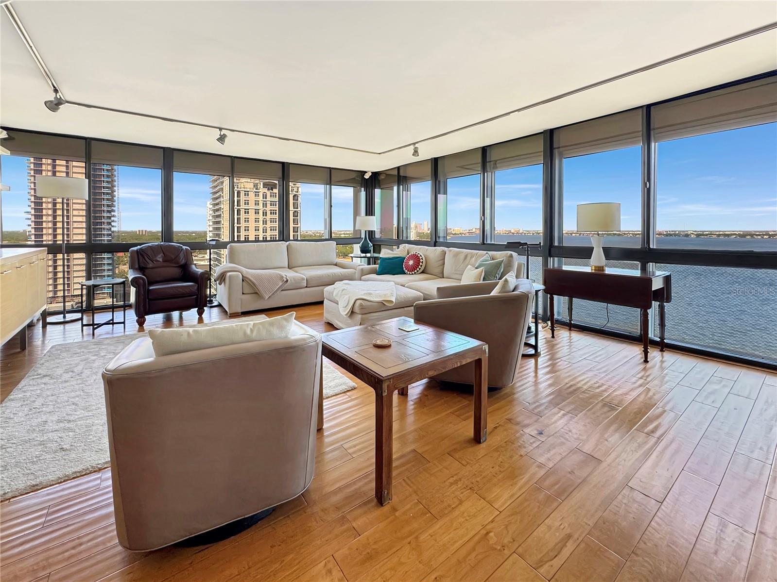 3301 BAYSHORE BLVD #2003D