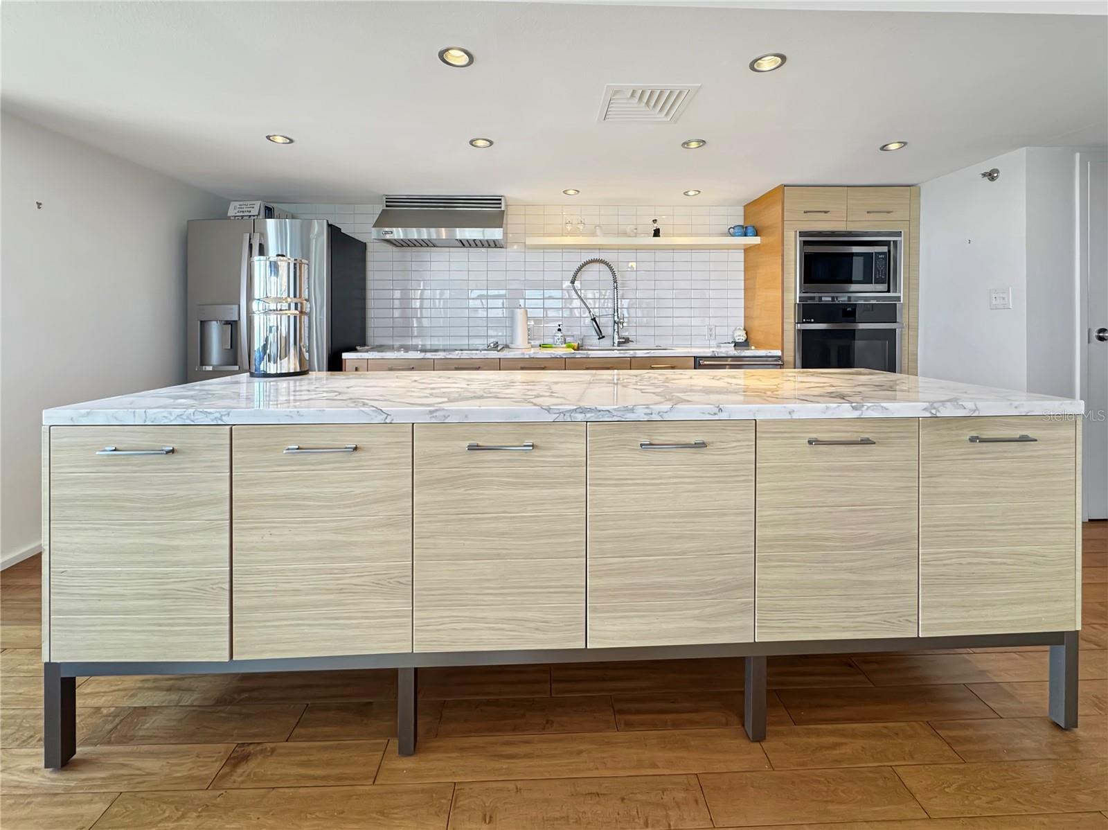 3301 BAYSHORE BLVD #2003D