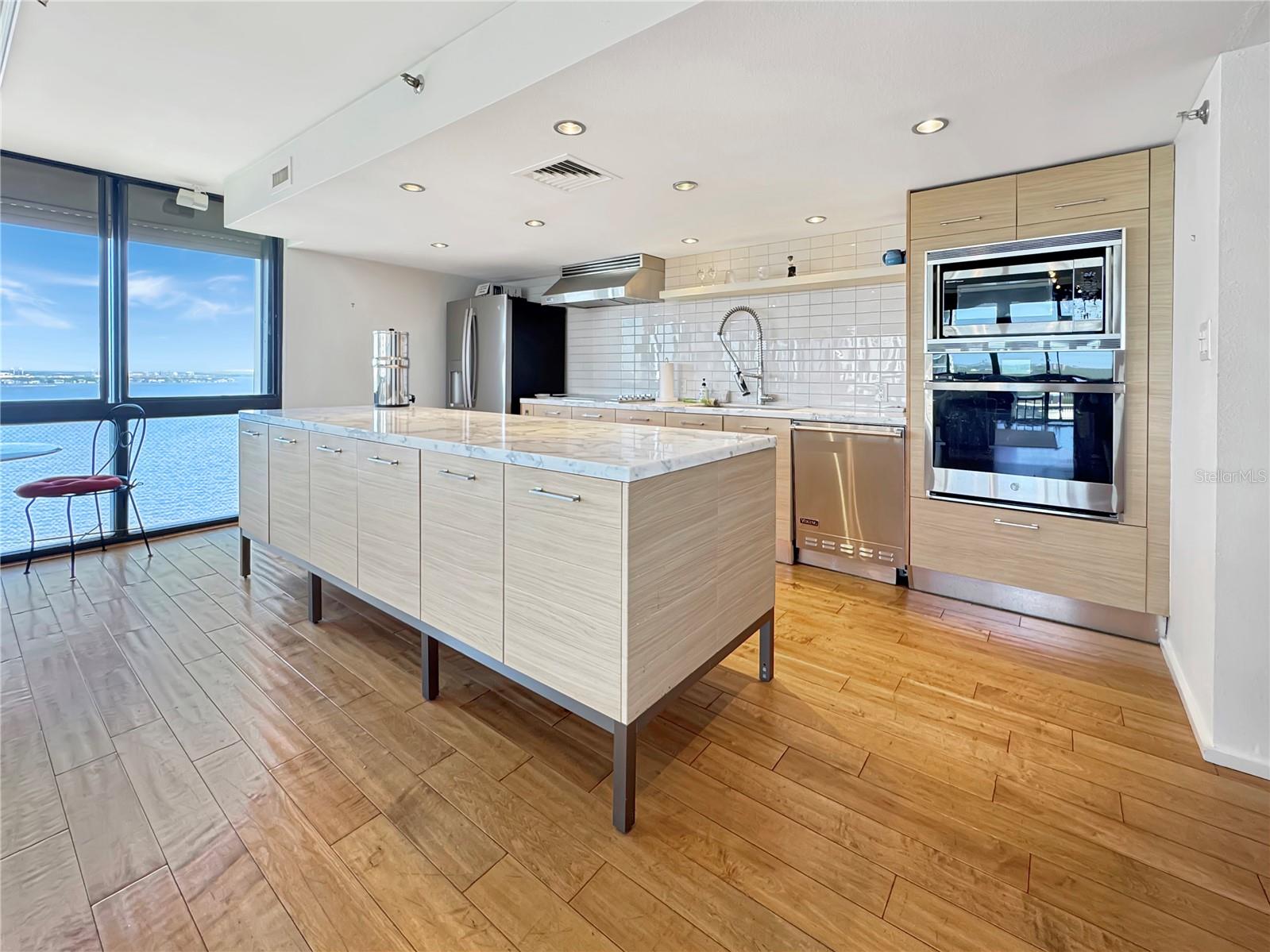 3301 BAYSHORE BLVD #2003D