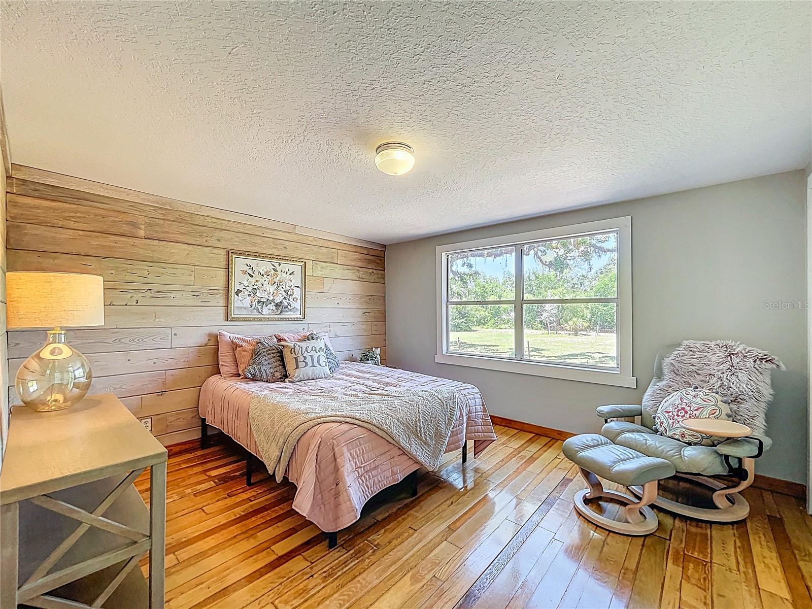 5870 JIM DAVIS RD