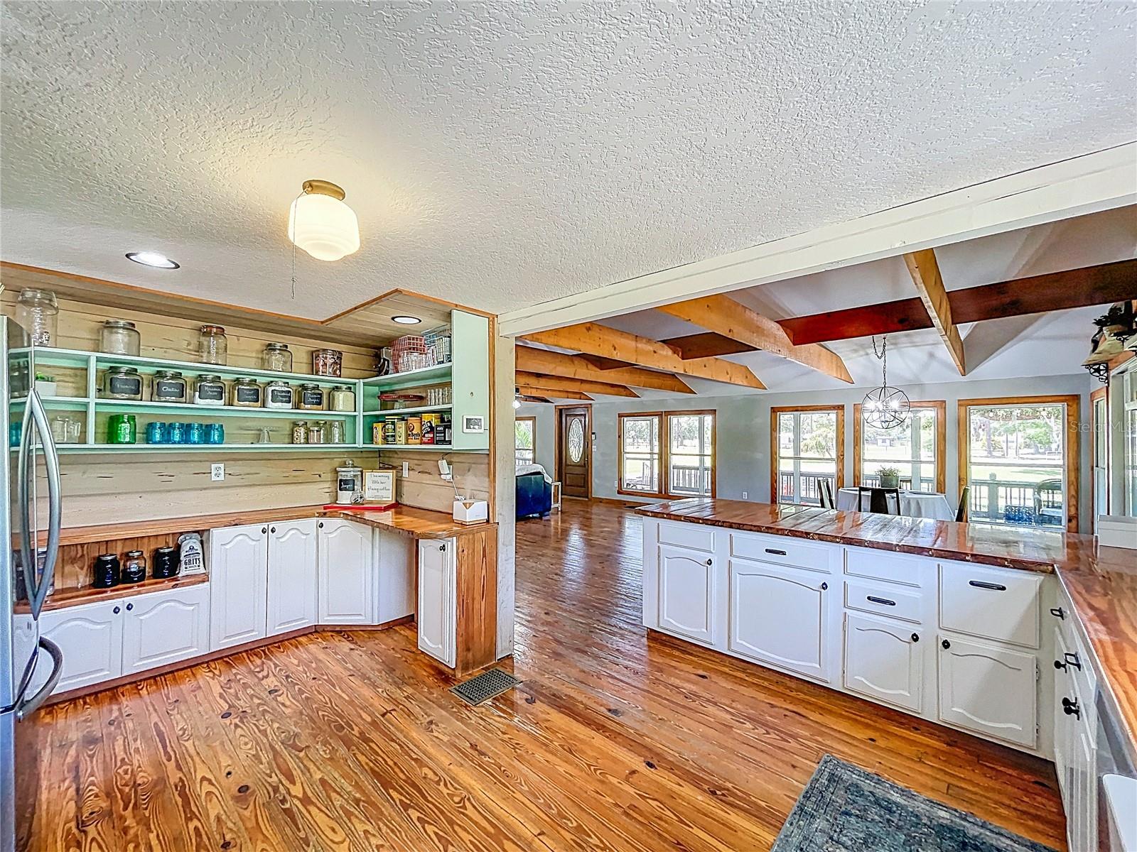 5870 JIM DAVIS RD