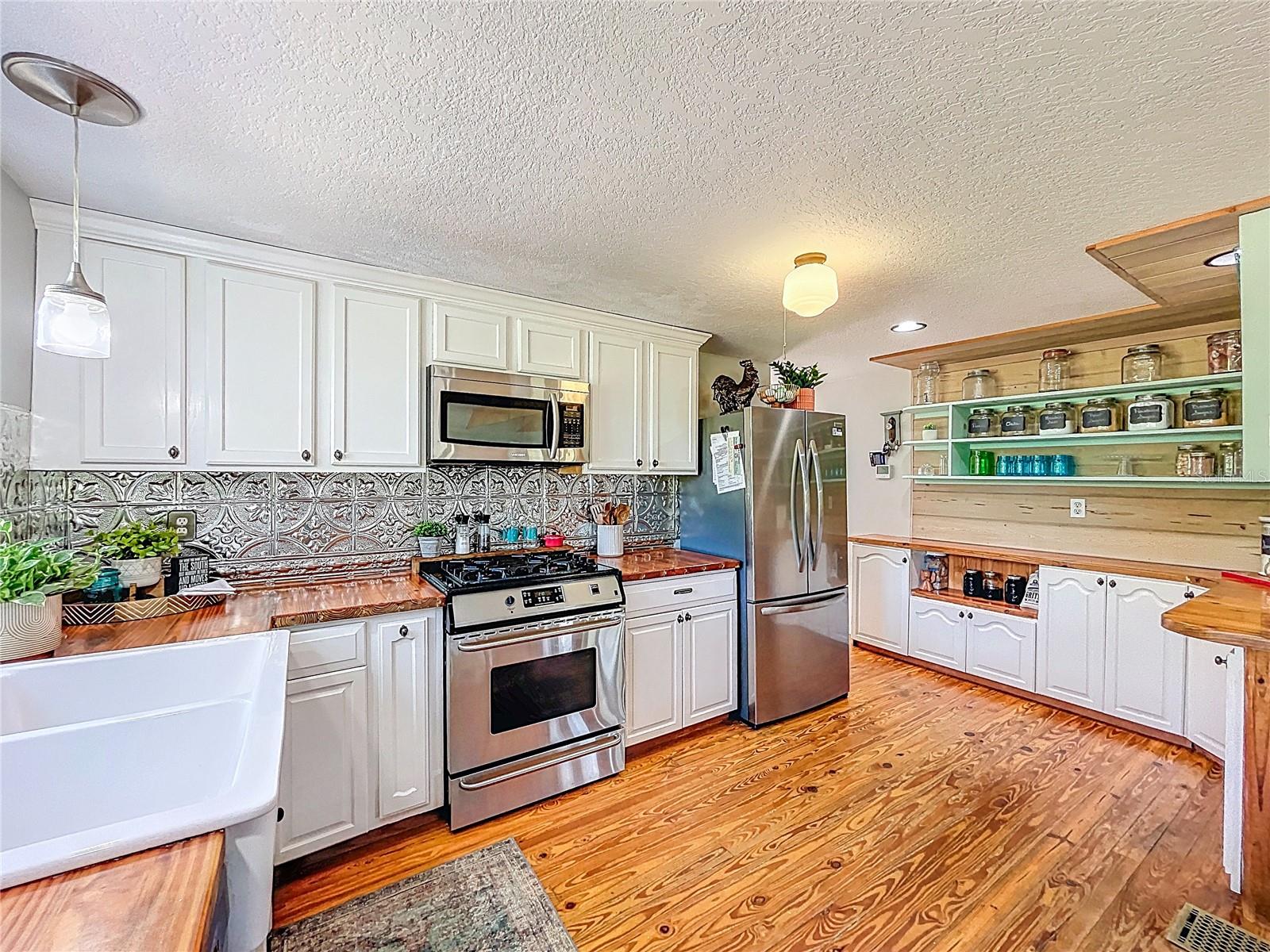 5870 JIM DAVIS RD