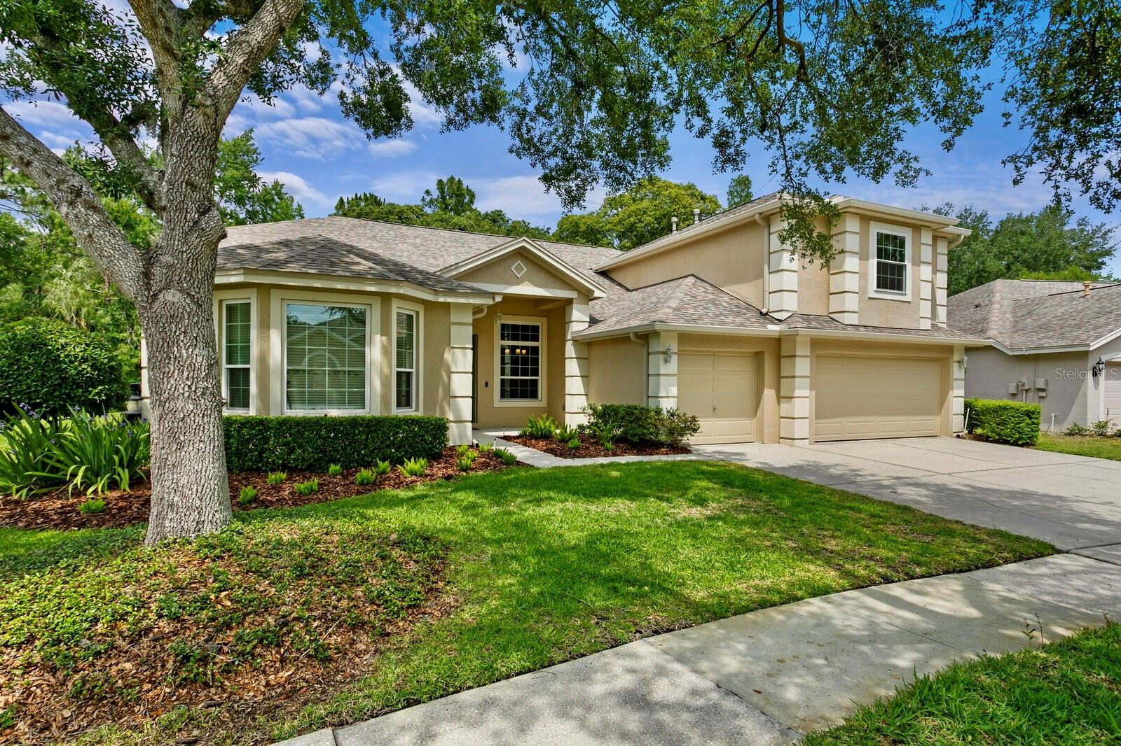 19207 AUTUMN WOODS AVE