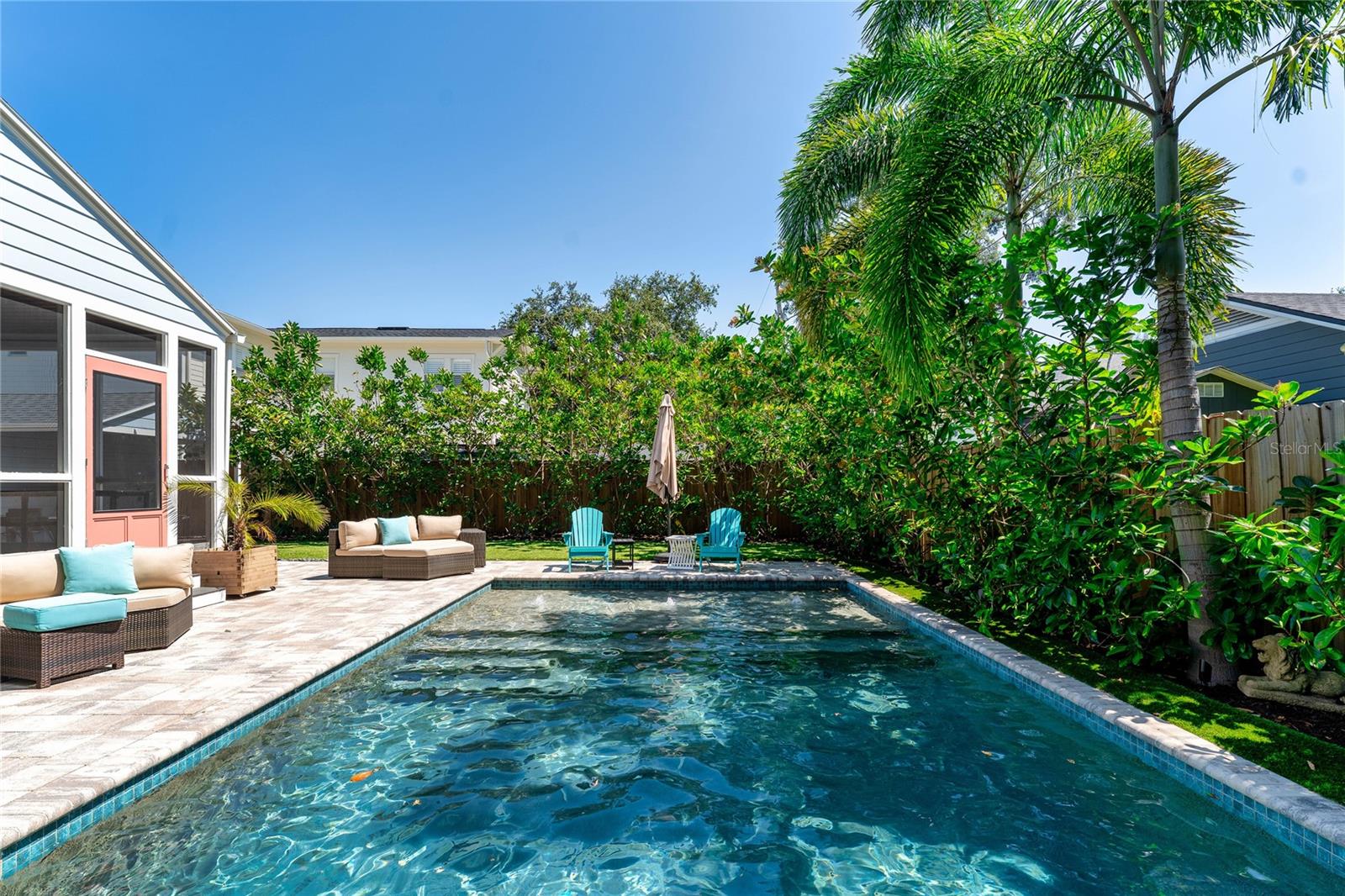 115 S BEVERLY AVE