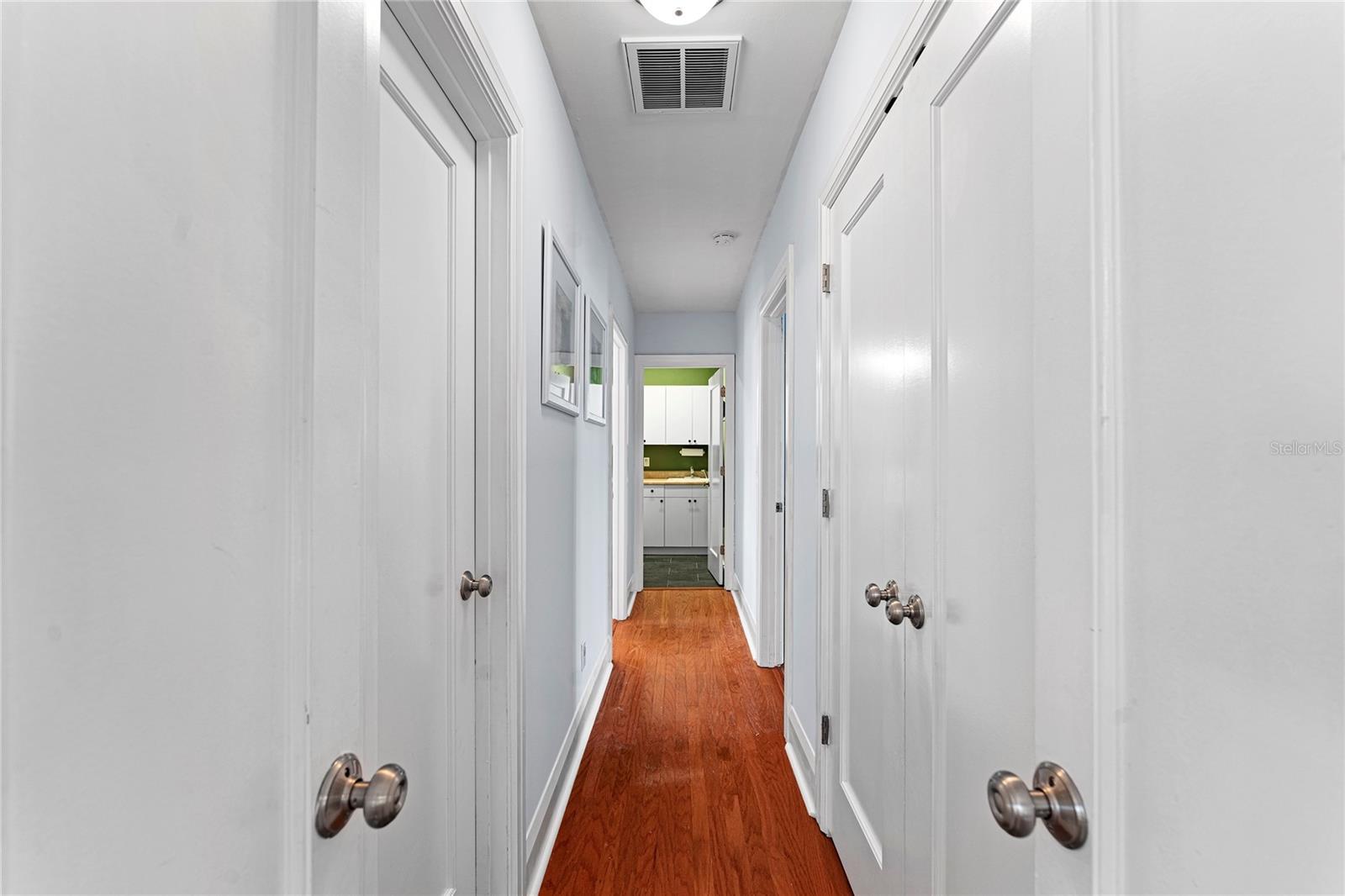 115 S BEVERLY AVE