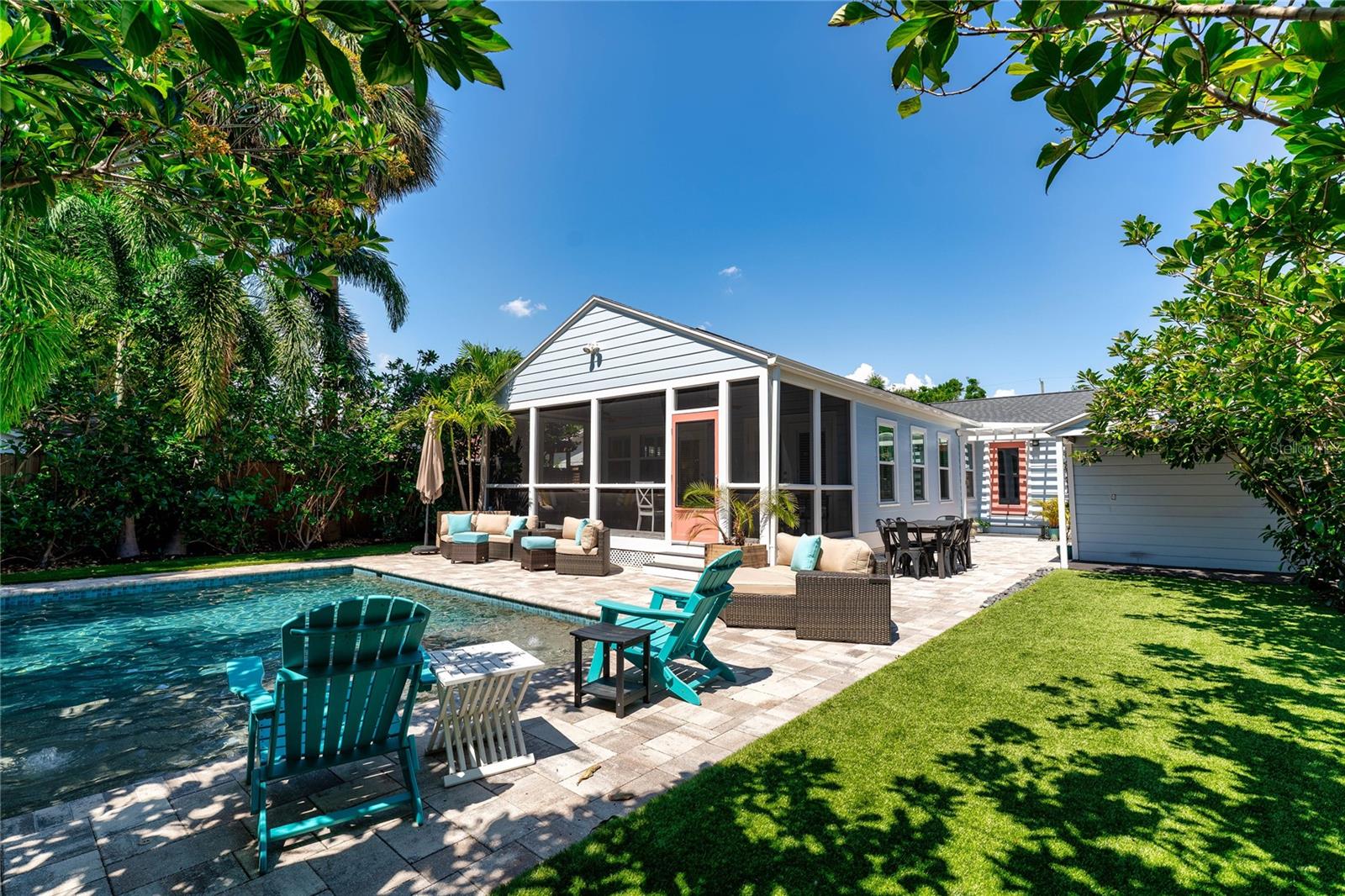115 S BEVERLY AVE
