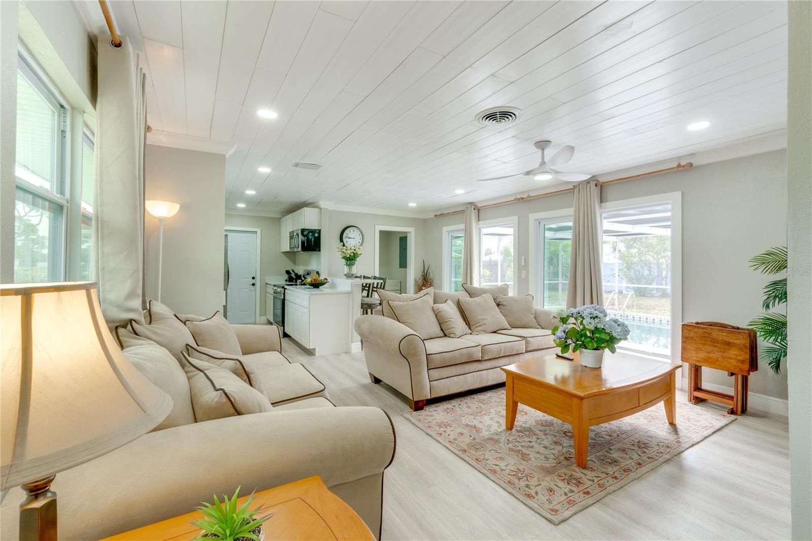4362 WESLEY LN