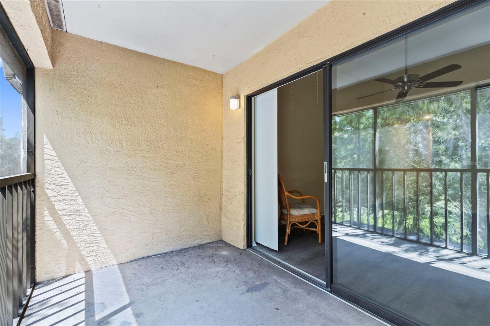 7832 NIAGARA AVE #323