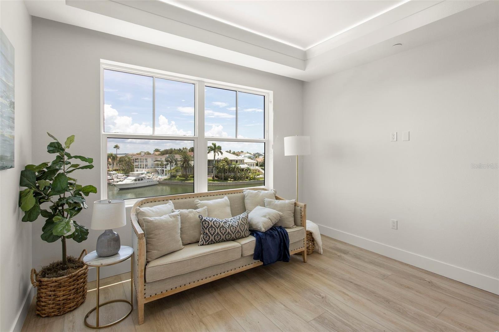 455 PINELLAS BAYWAY S #3B