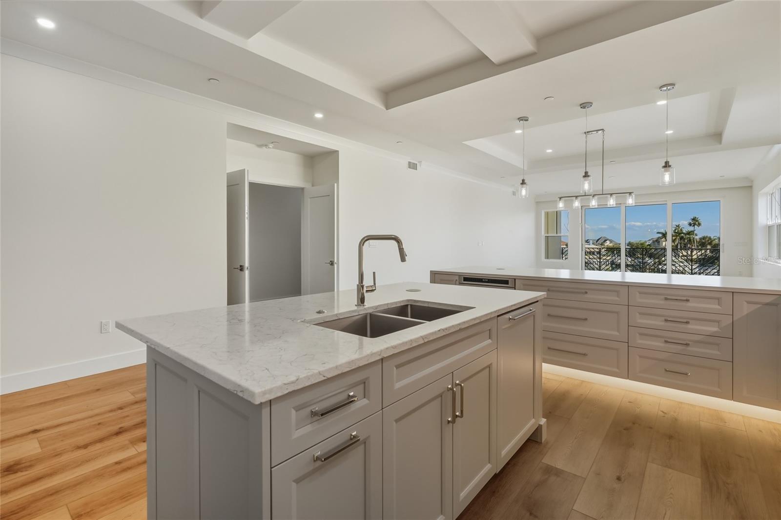 455 PINELLAS BAYWAY S #3B