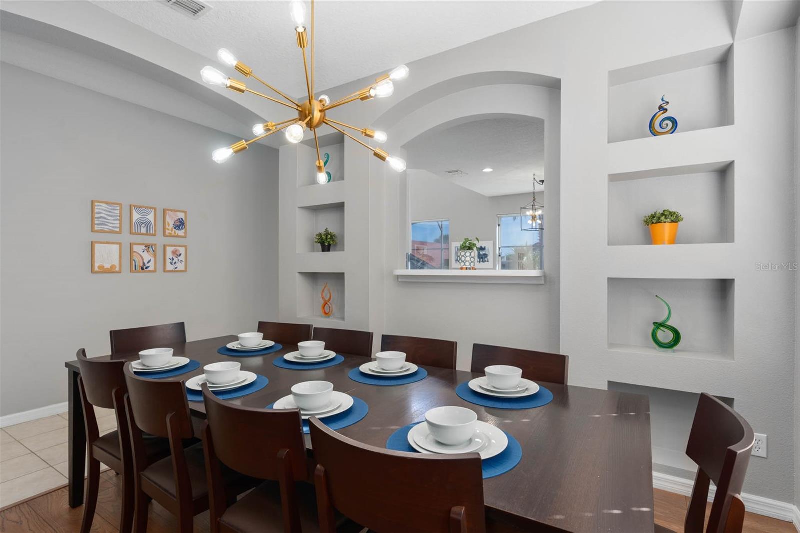 248 CARRERA AVE