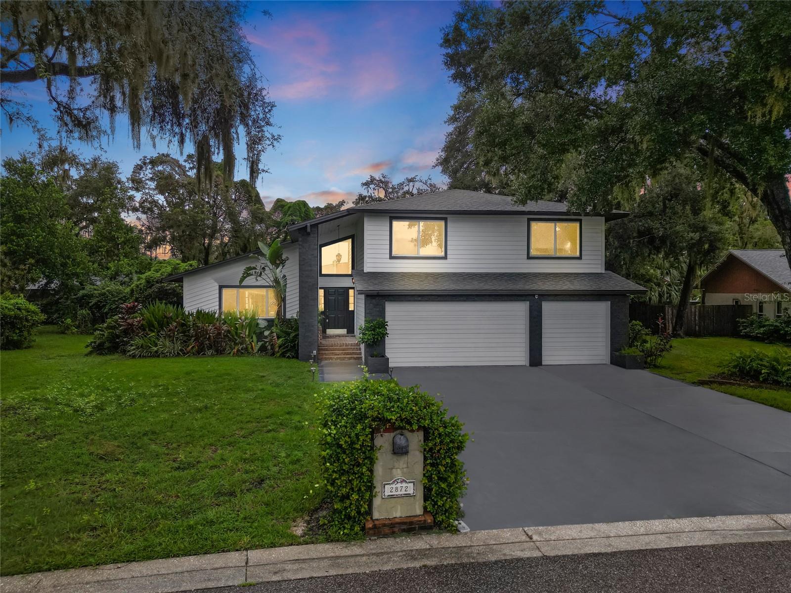 2872 HAMMOCK DR