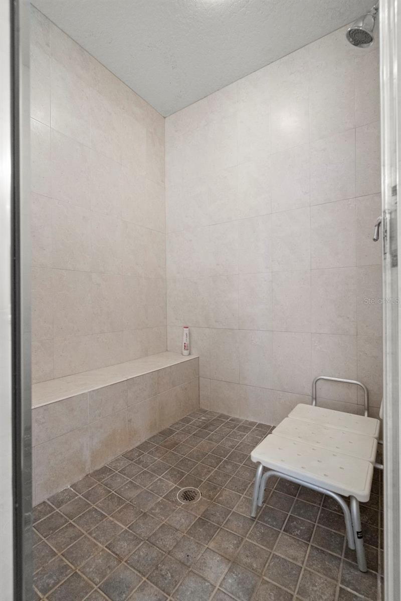 17715 GULF BLVD #302